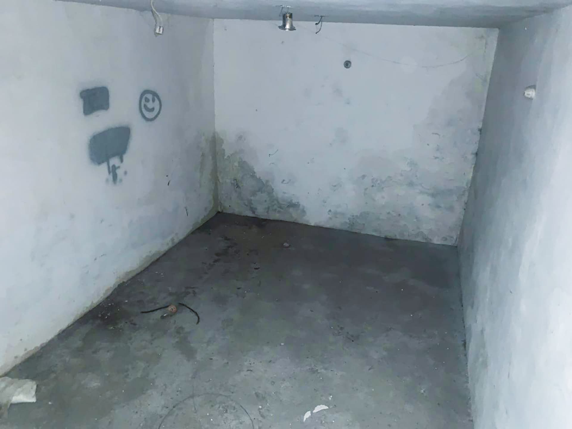 Property Photos 8