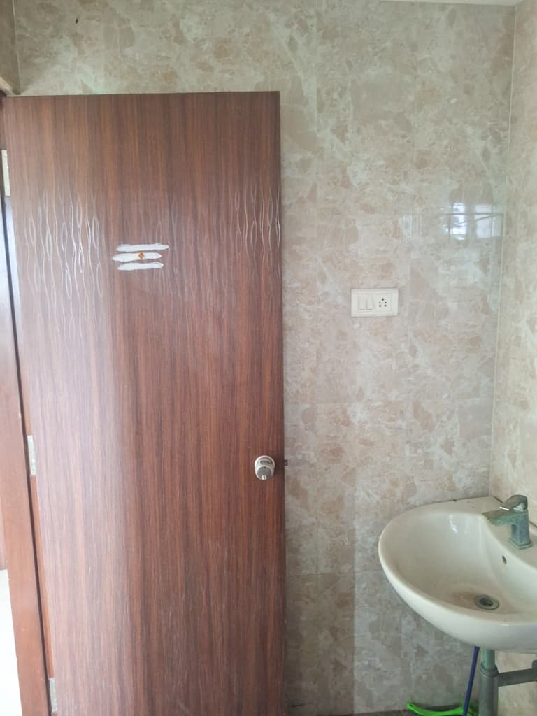 Property Photos 17