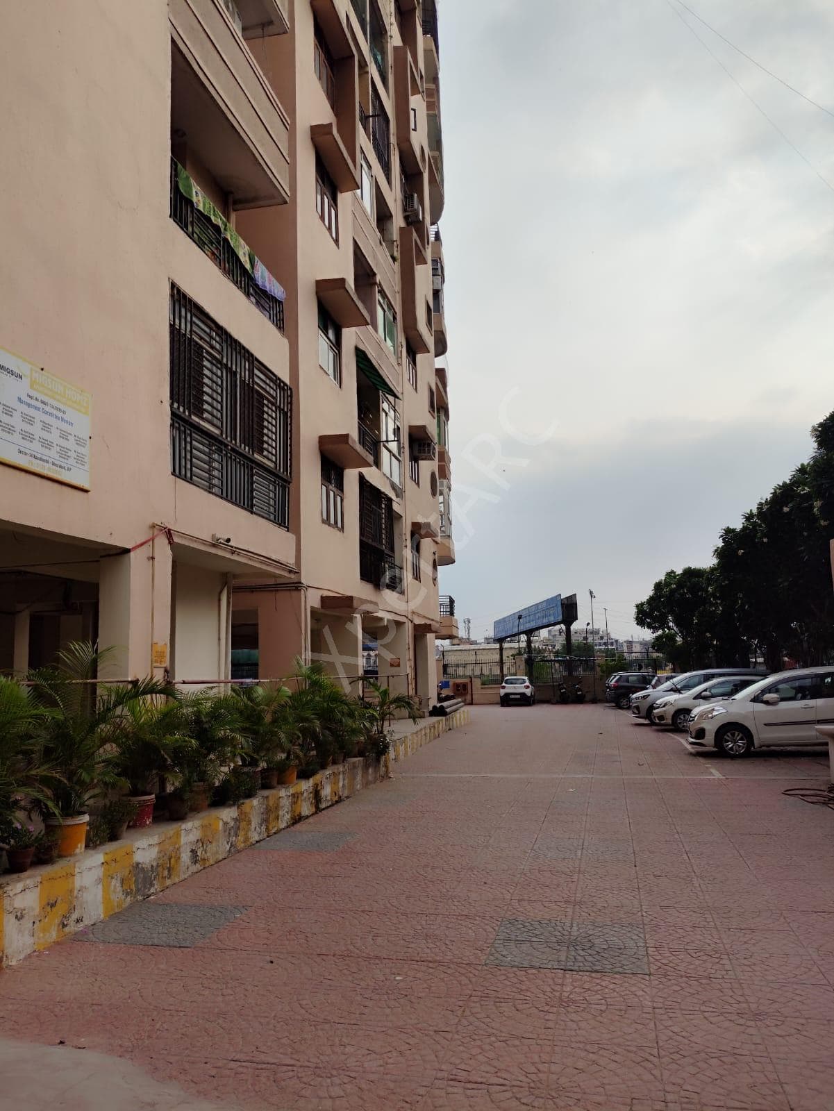Property Photos 25