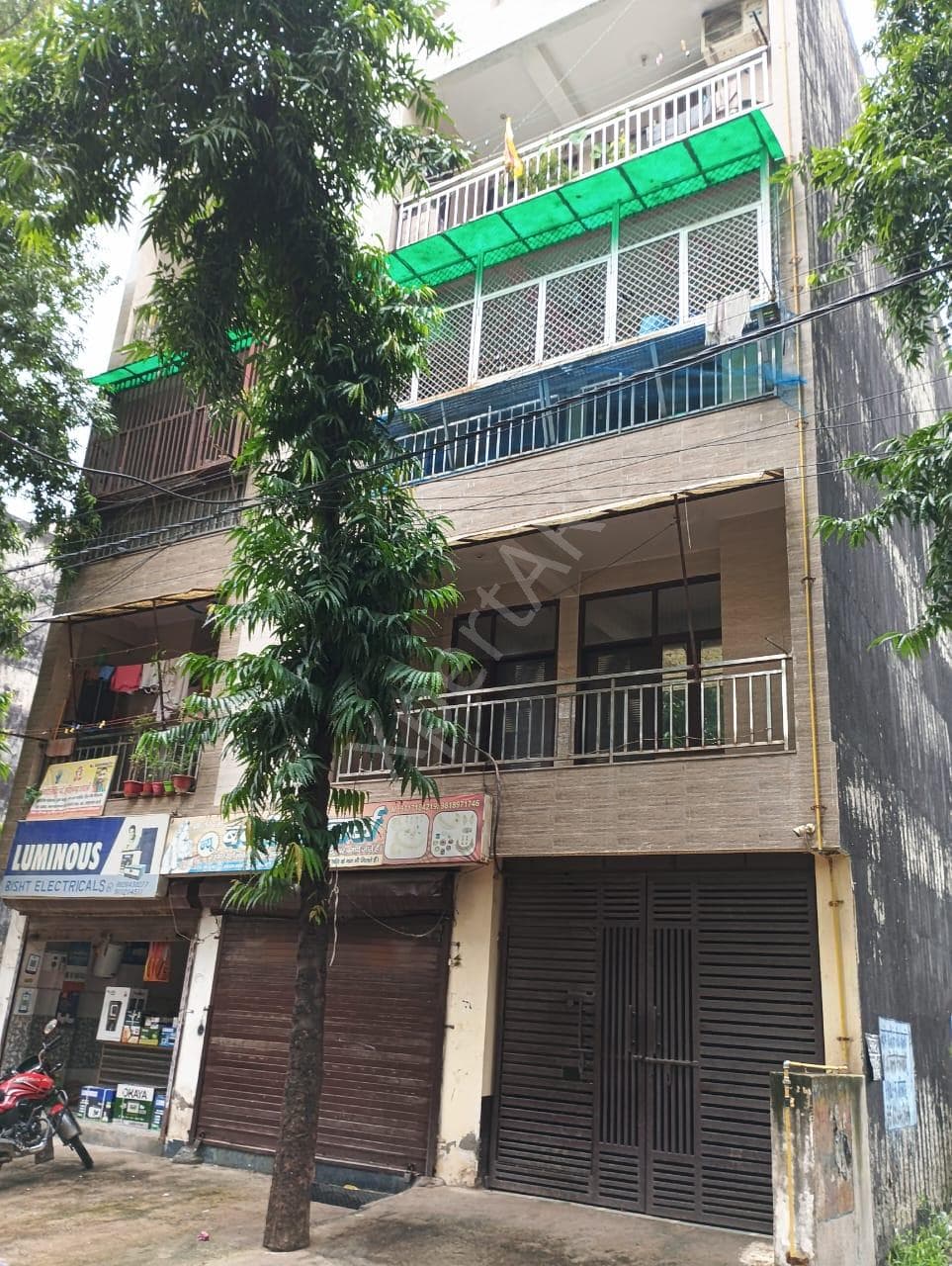 Property Photos 8