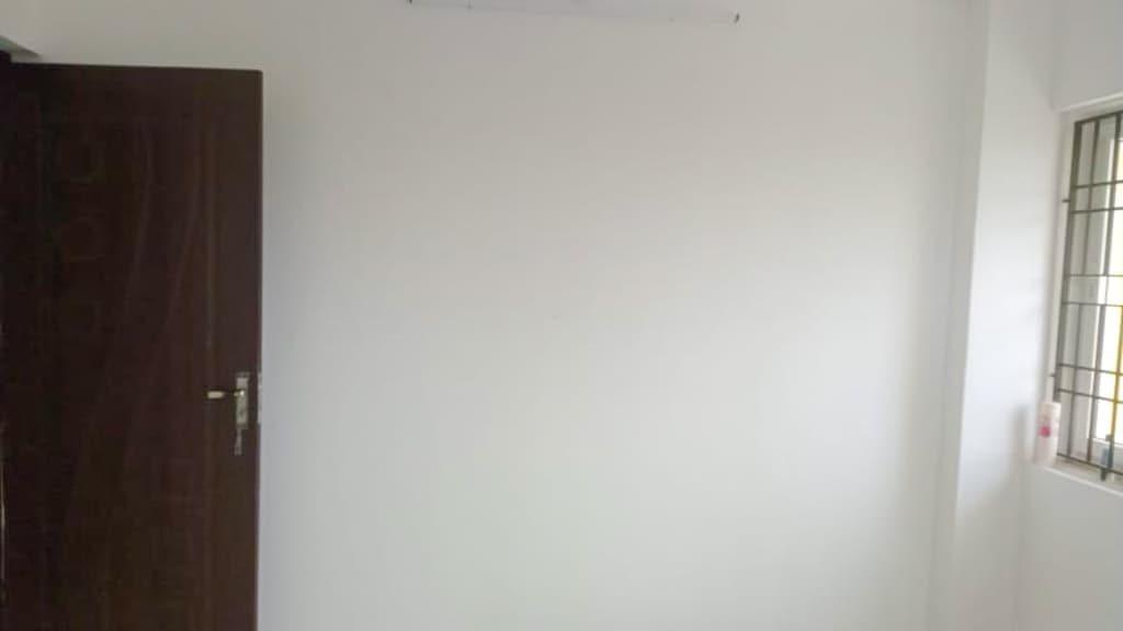 Property Photos 8