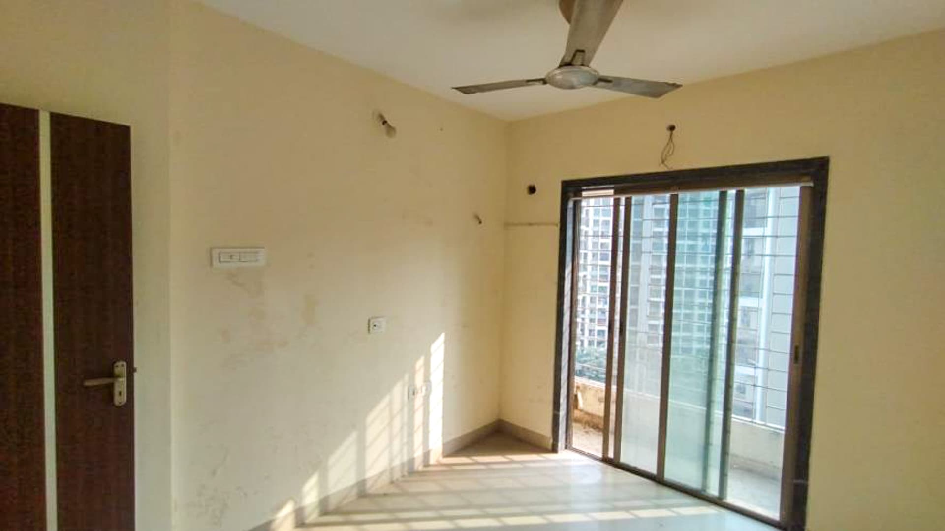 Property Photos 16
