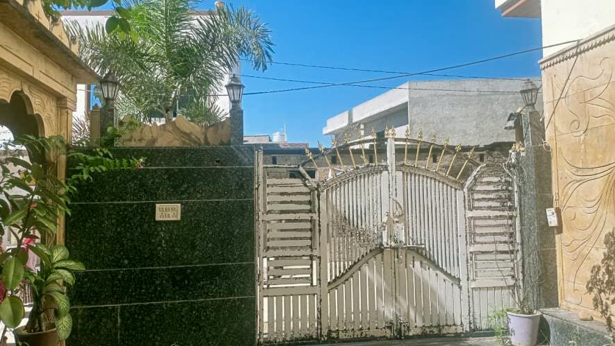 Property Photos 8