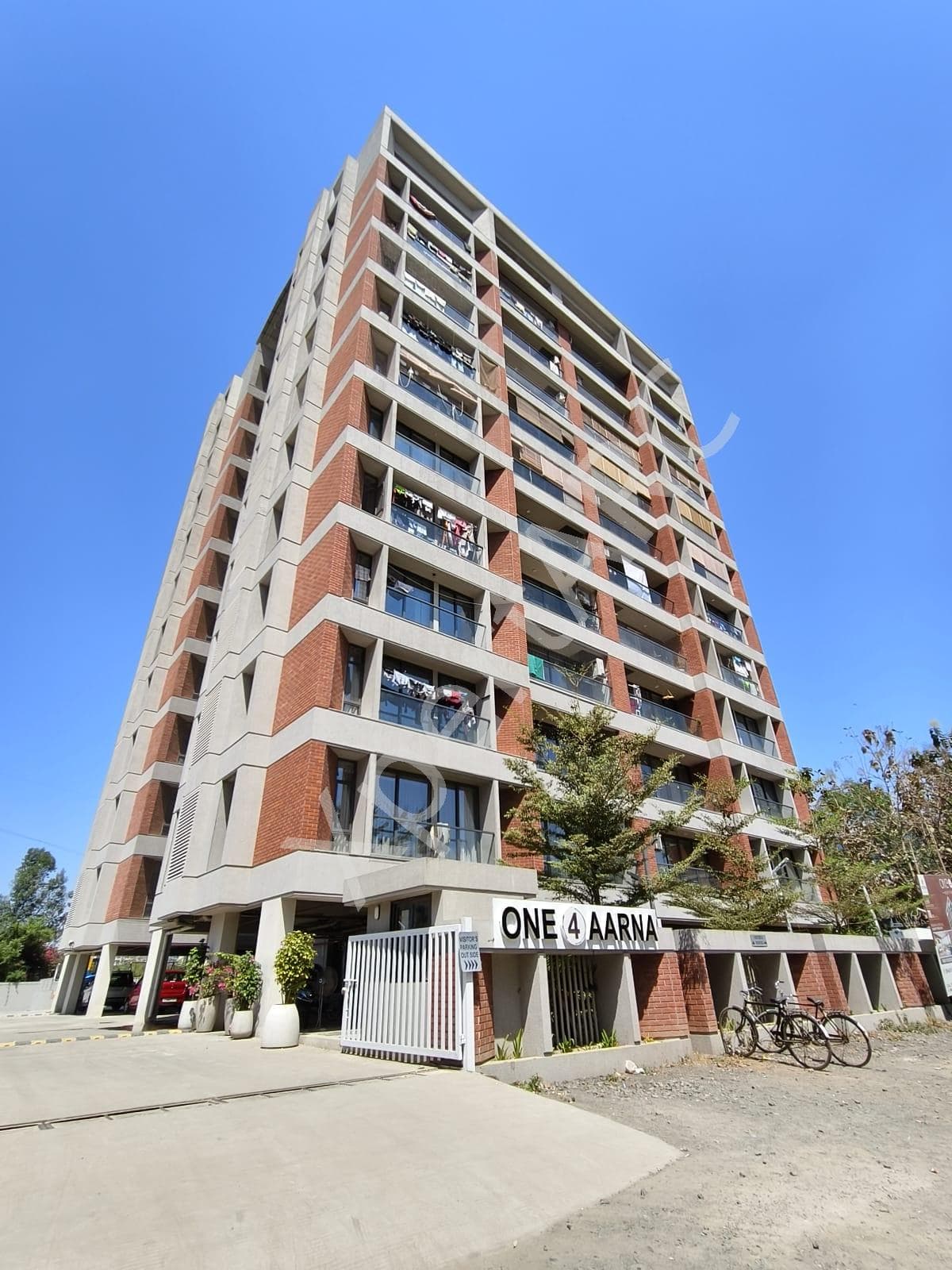 Property Photos 23