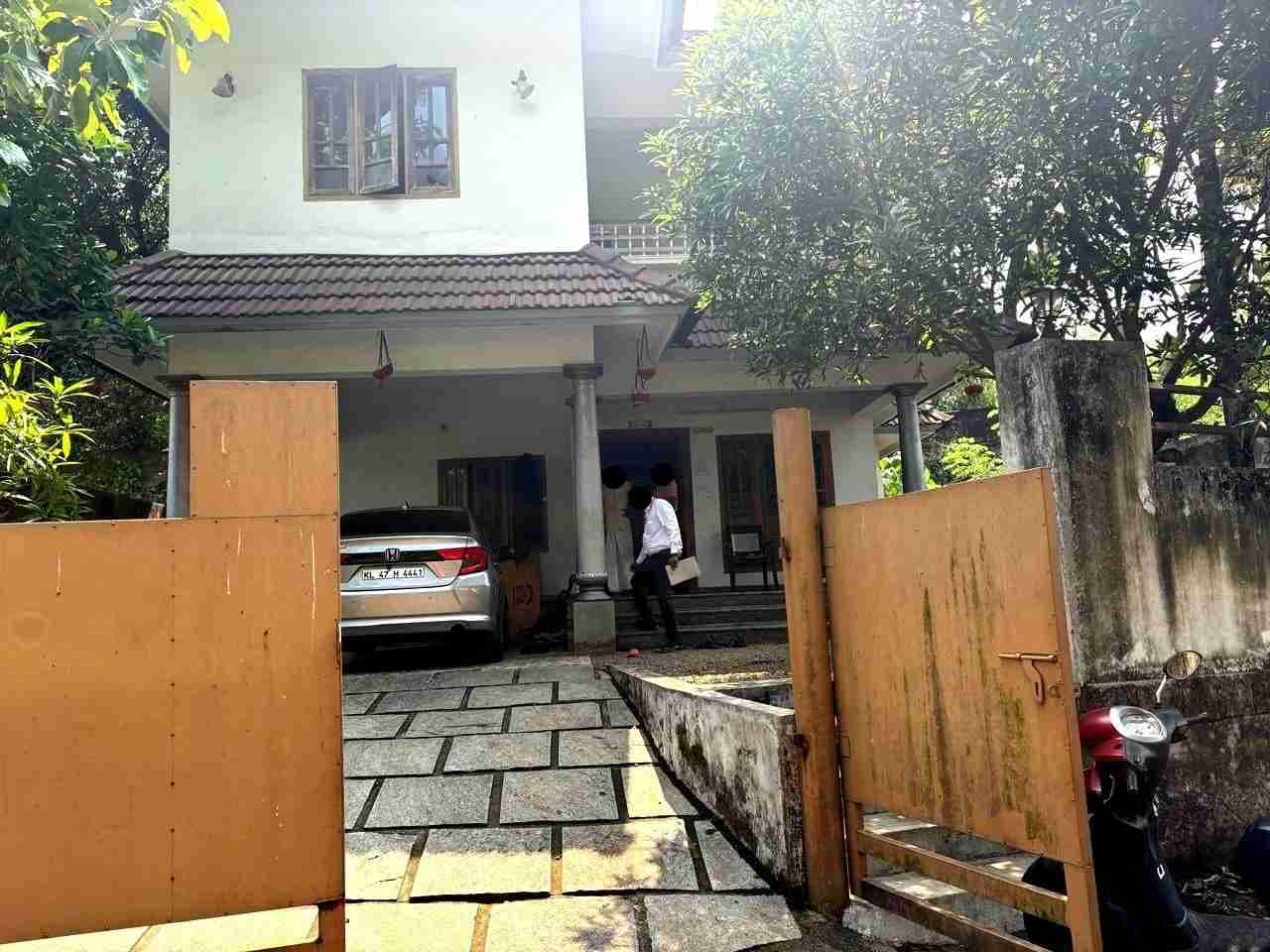 Property Photos 1