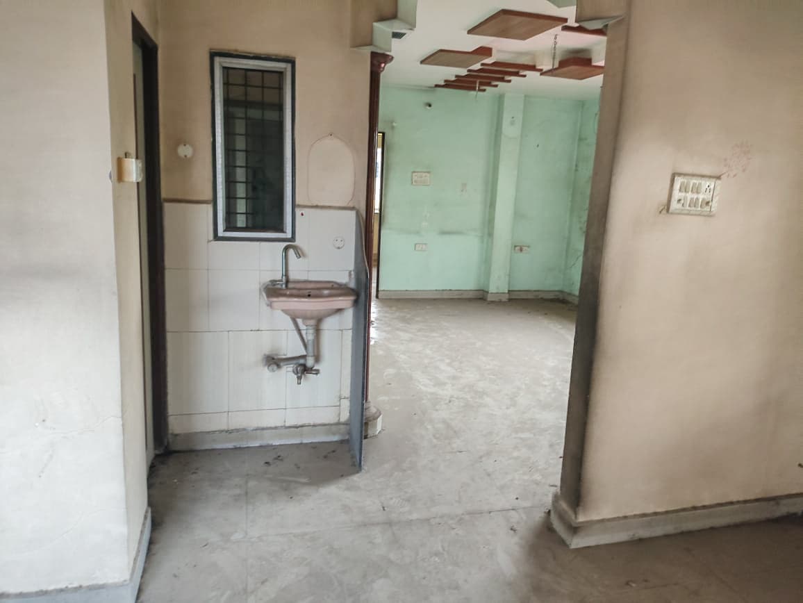 Property Photos 8