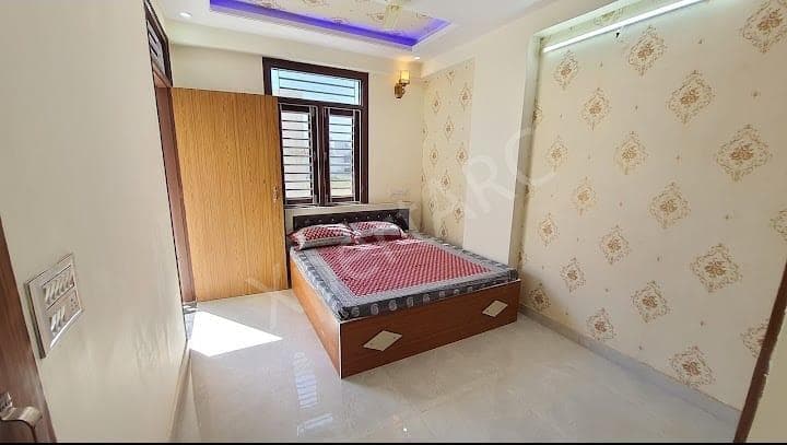 Property Photos 4