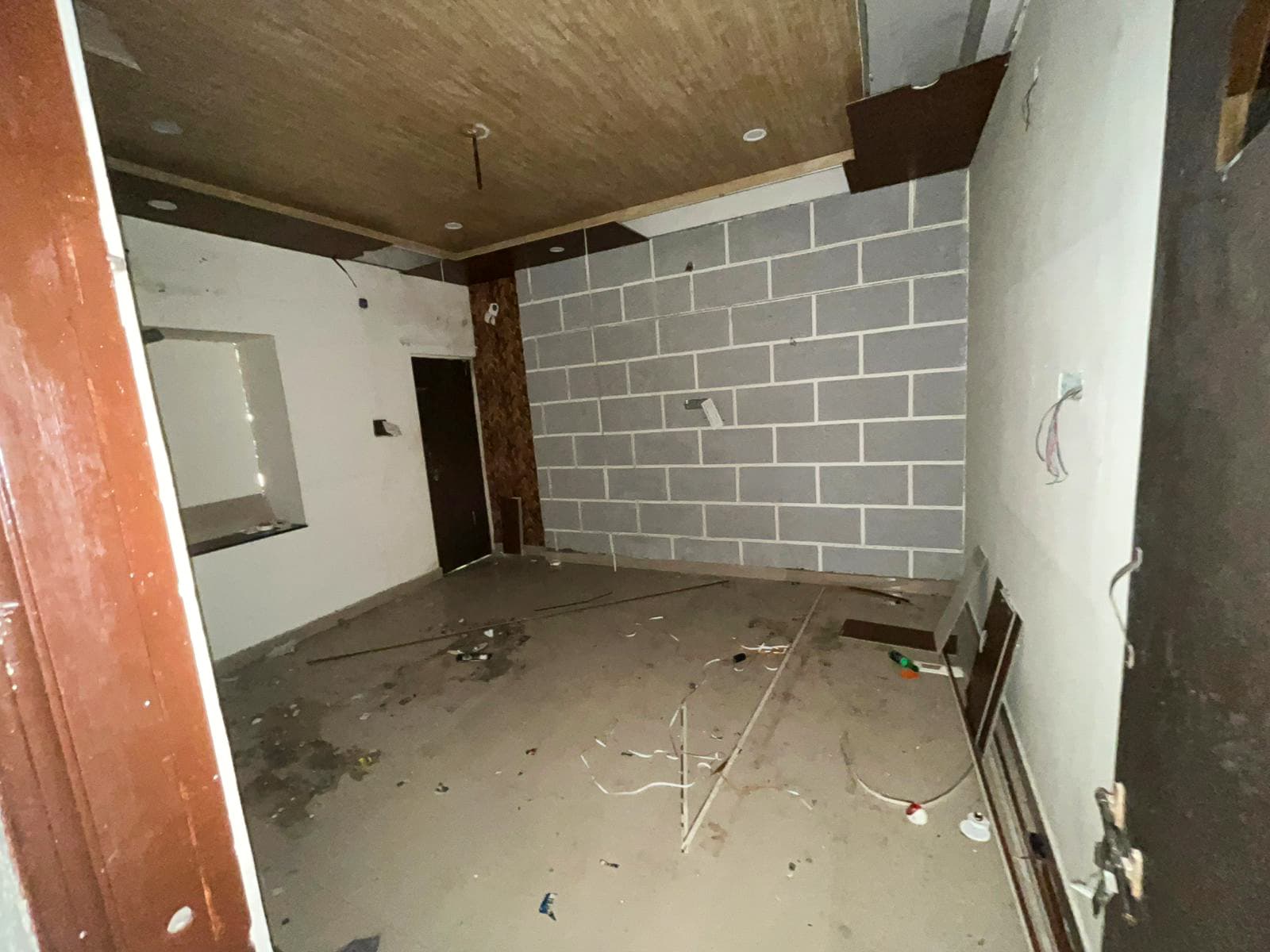 Property Photos 17