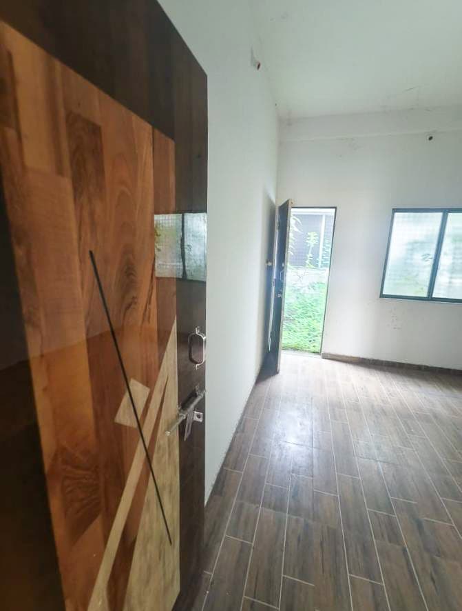 Property Photos 6