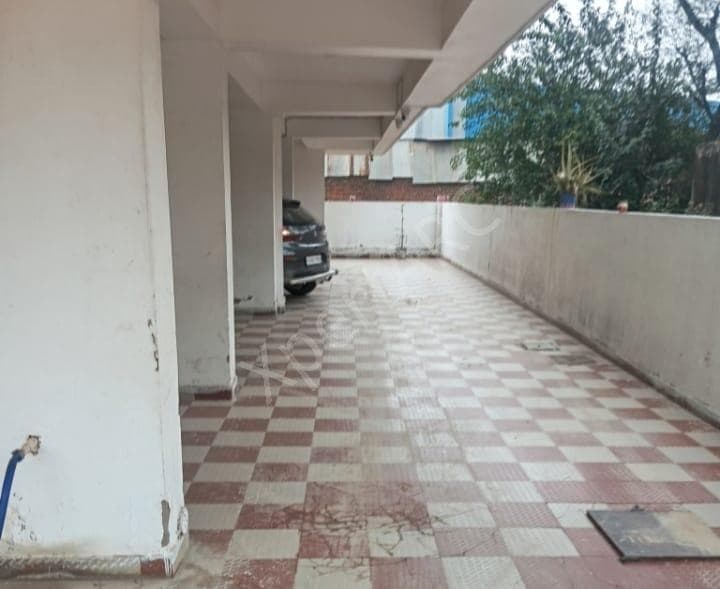 Property Photos 4