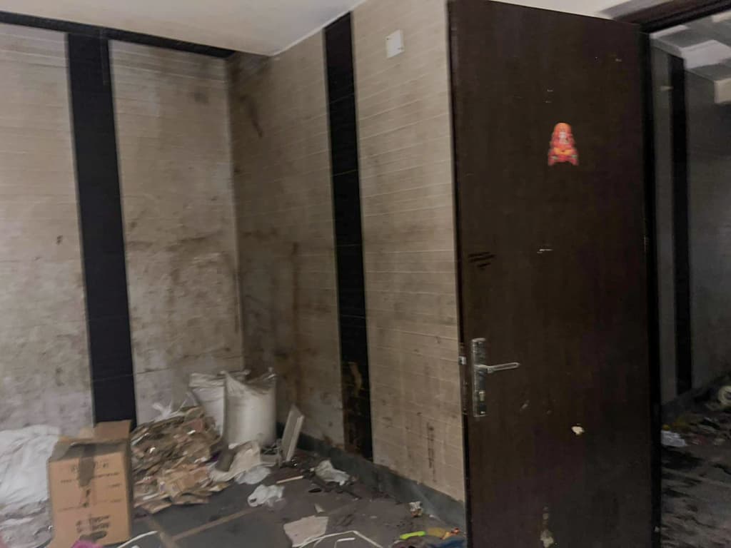 Property Photos 28