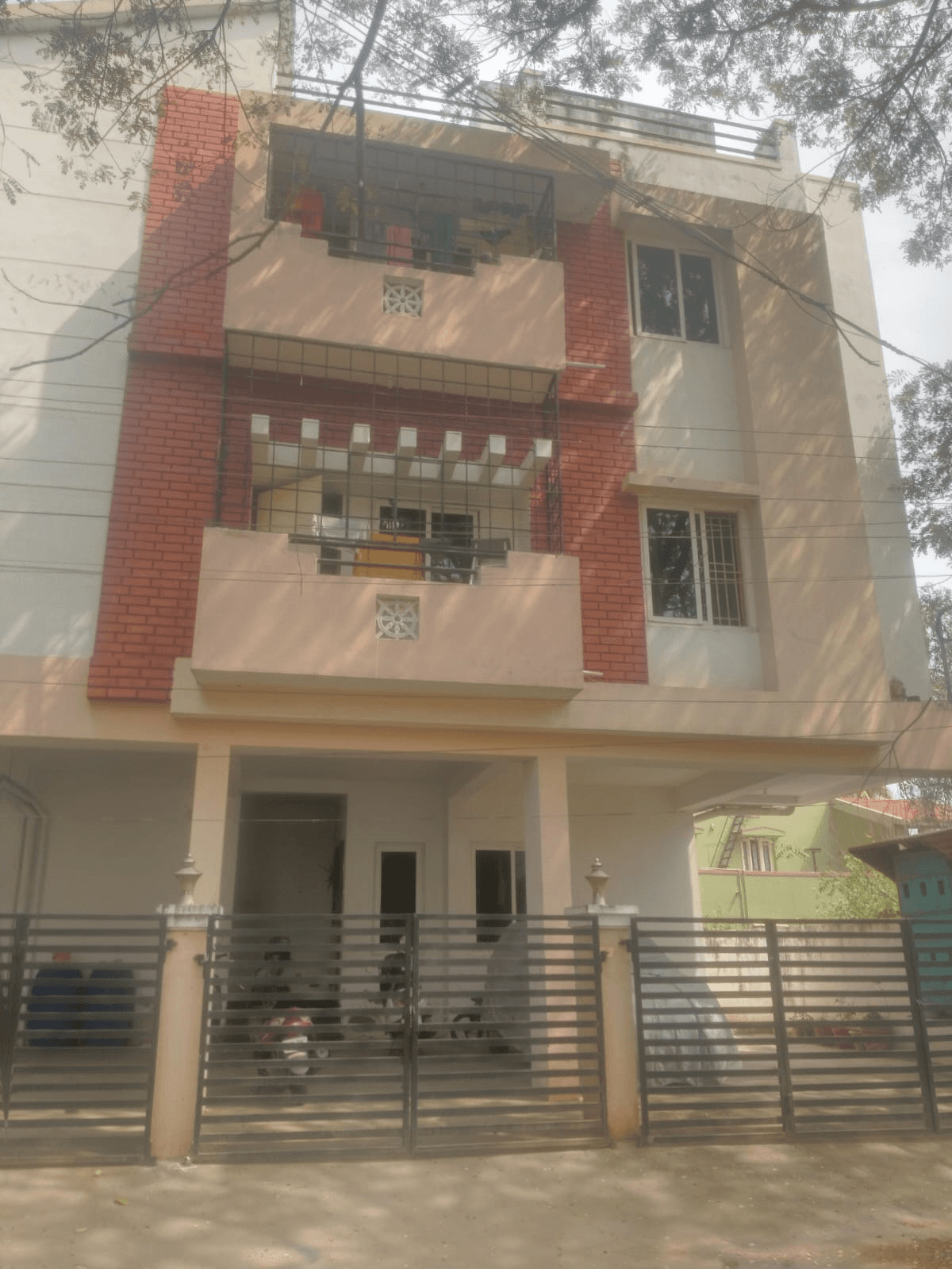 Property Photos 6