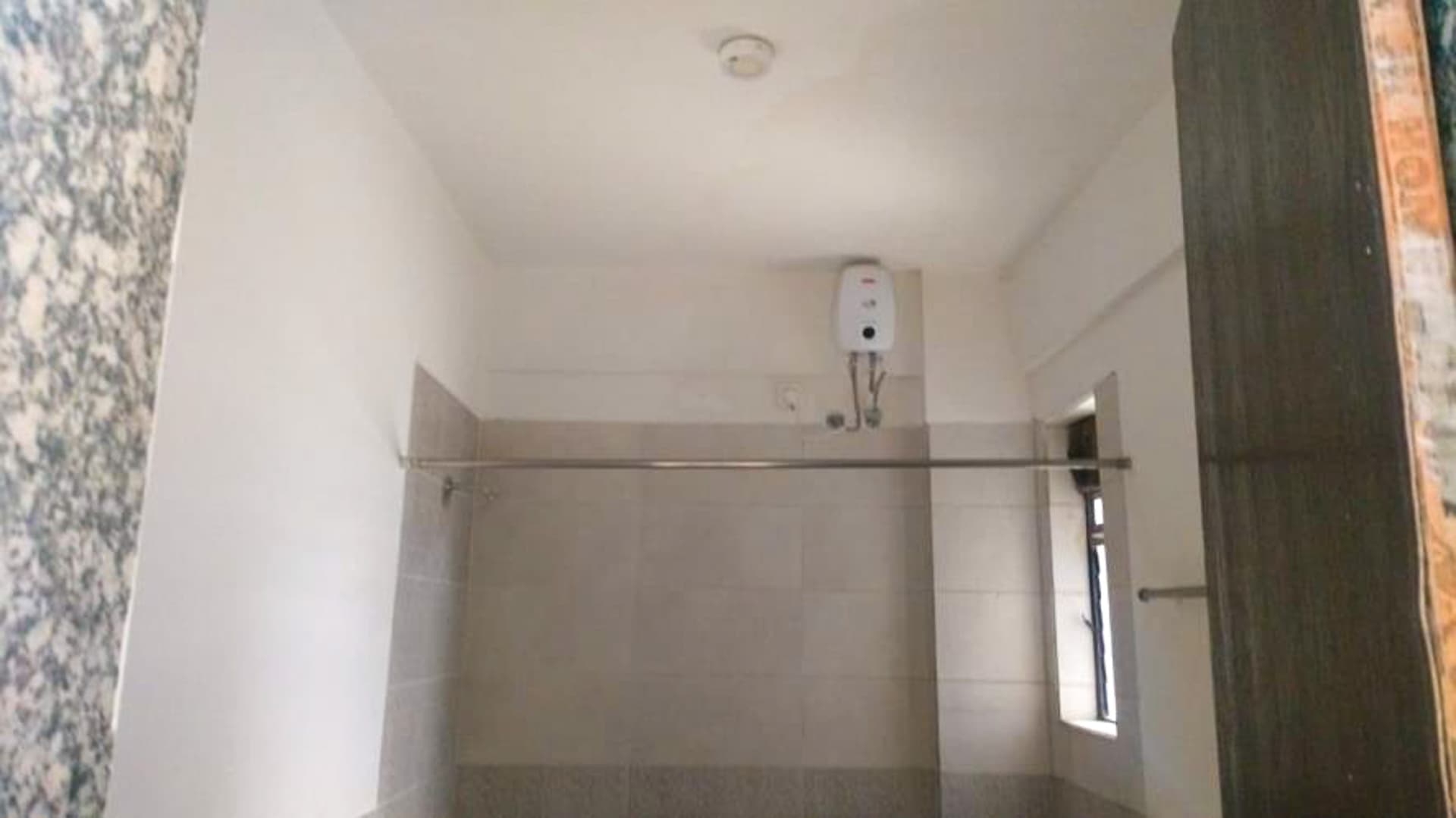 Property Photos 17