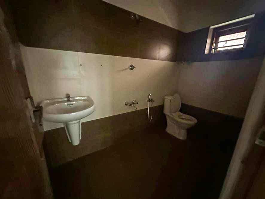 Property Photos 16