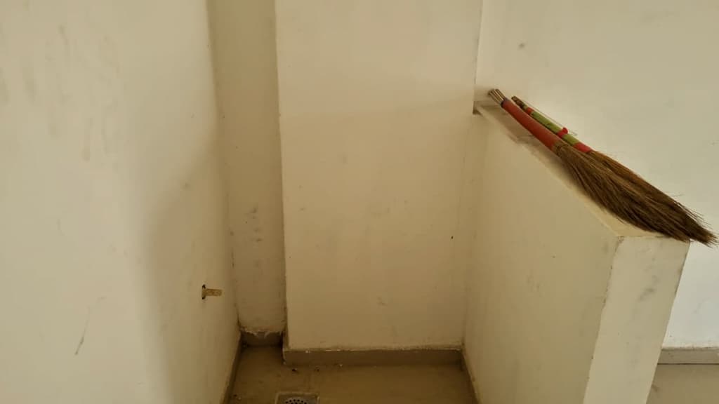 Property Photos 5