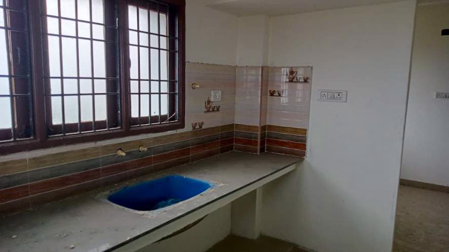 Property Photos 9