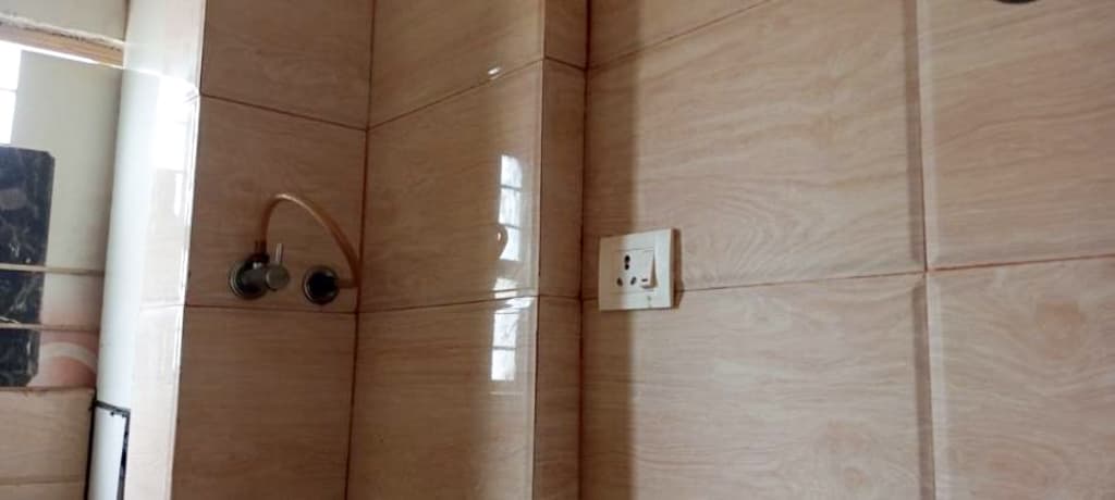 Property Photos 12