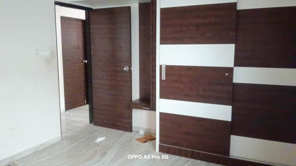 Property Photos 32