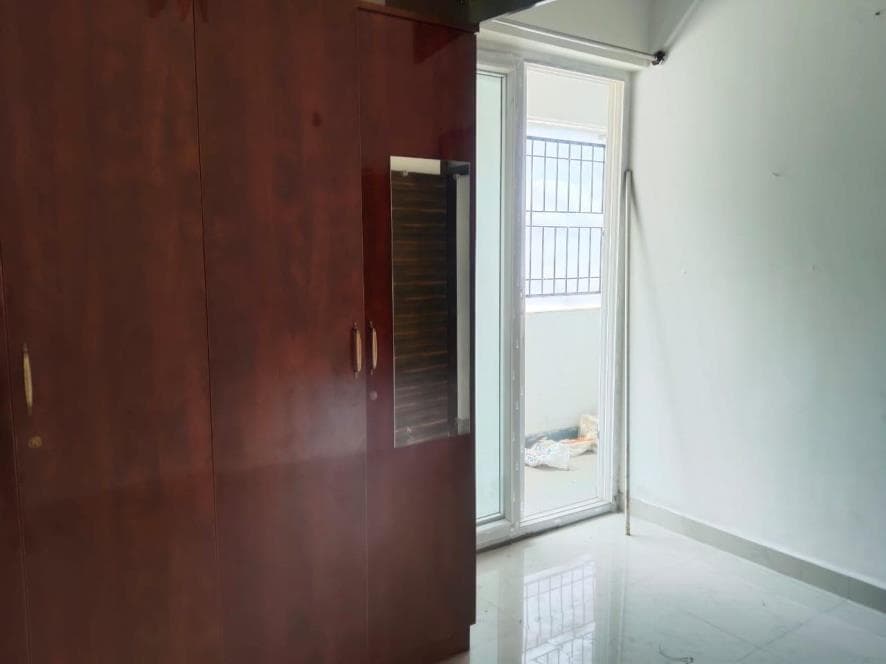 Property Photos 8