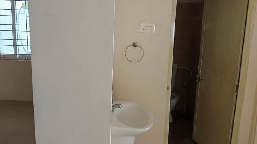 Property Photos 14