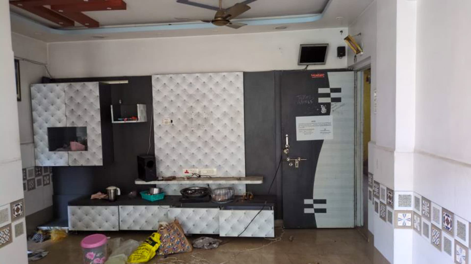 Property Photos 8