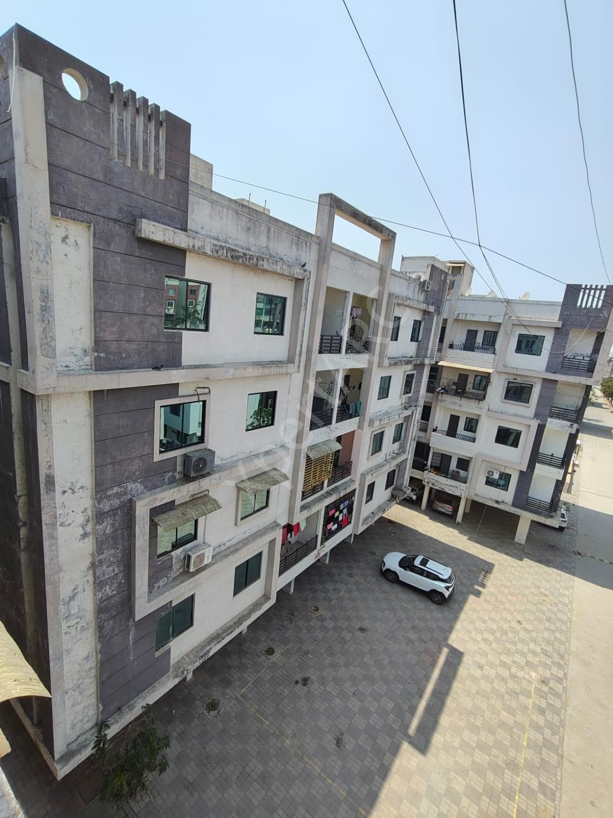 Property Photos 17