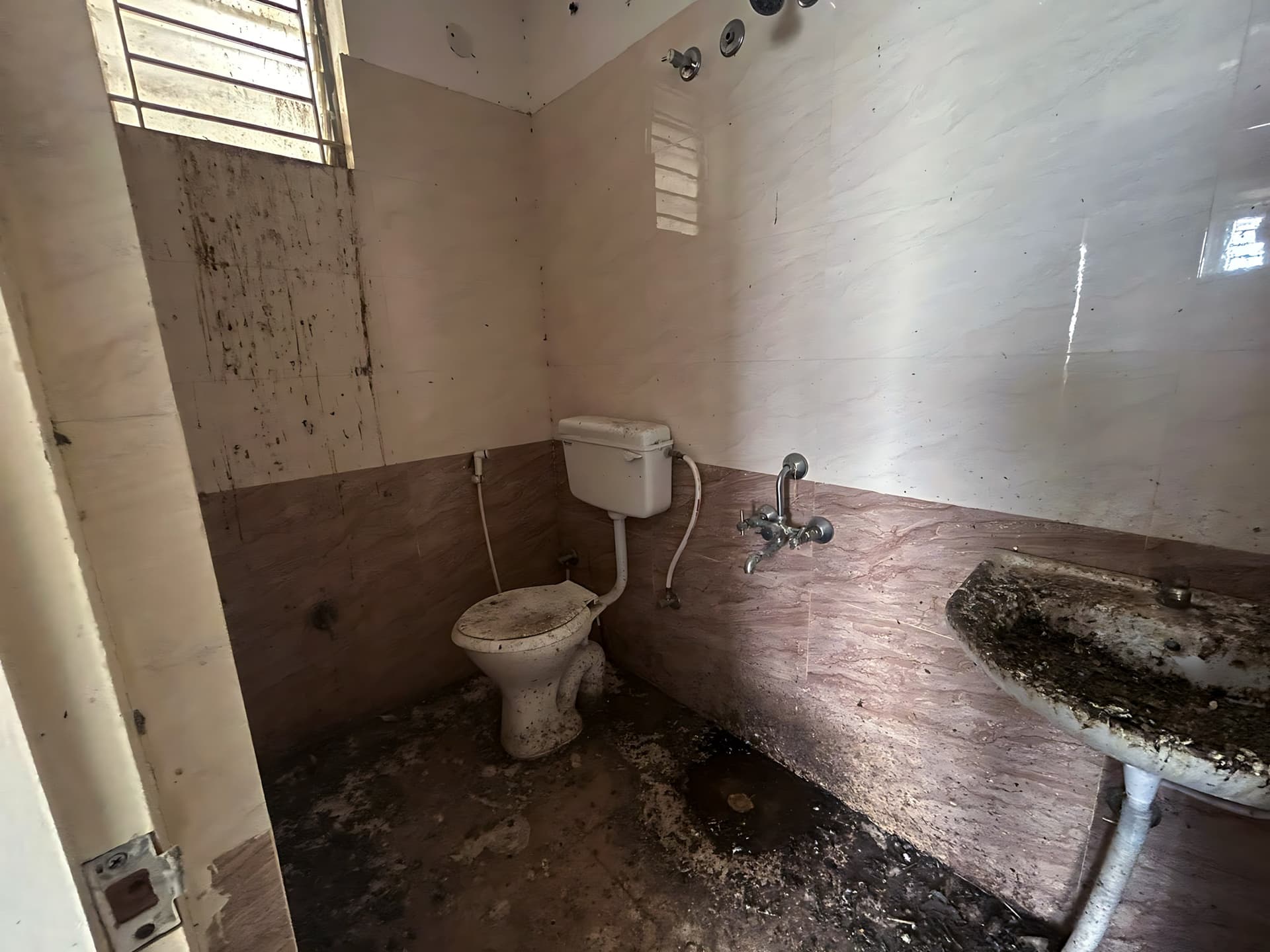 Property Photos 37