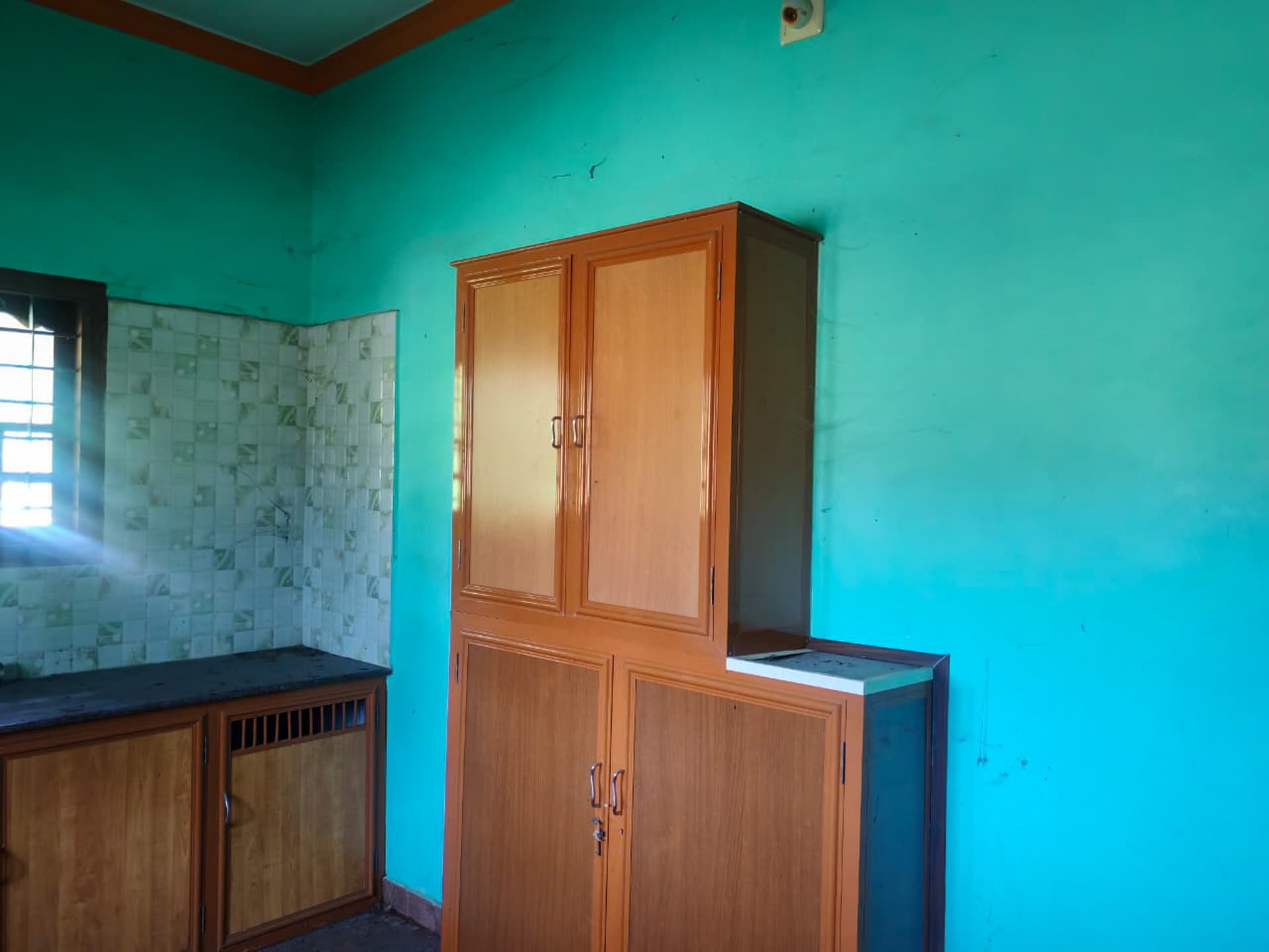 Property Photos 8