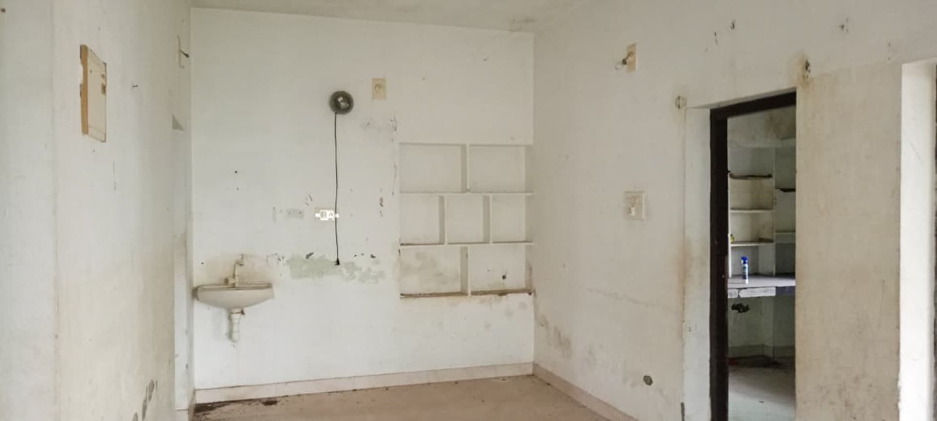 Property Photos 8