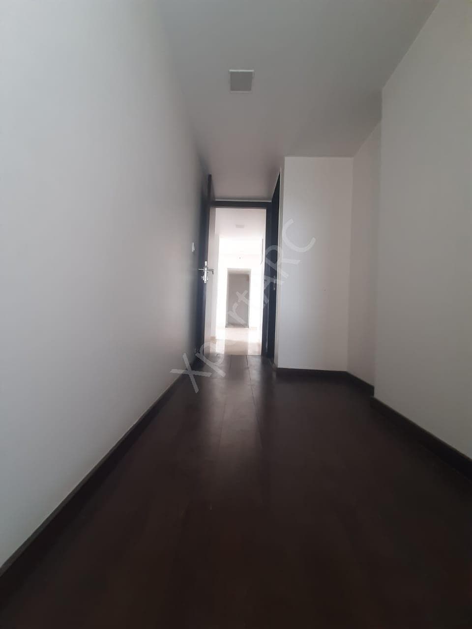 Property Photos 28