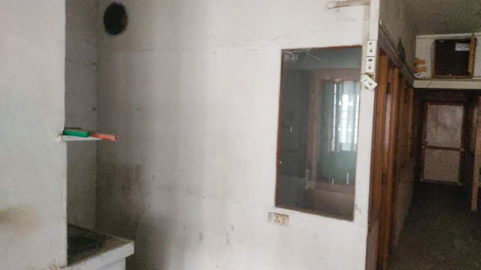 Property Photos 9