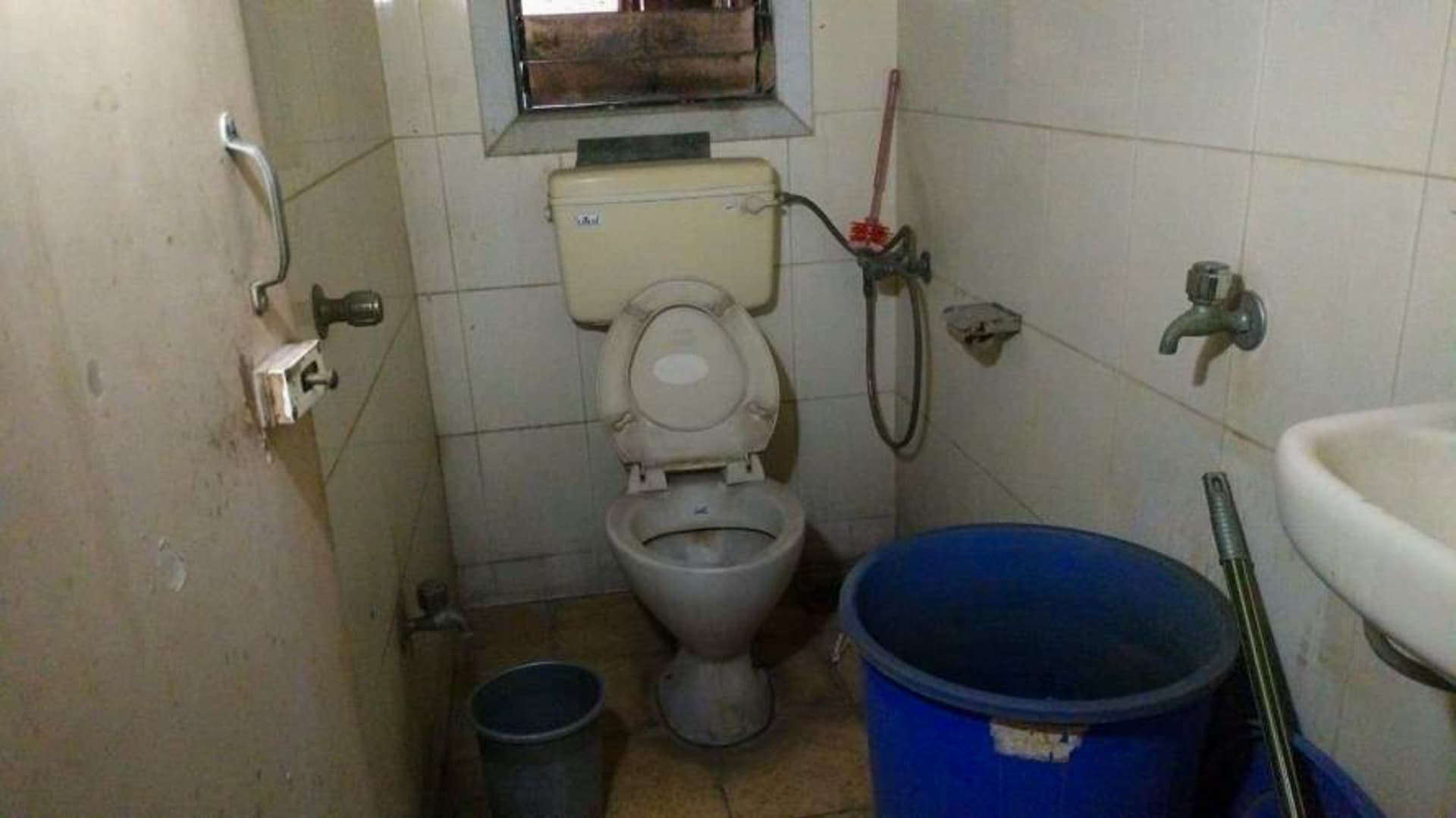 Property Photos 6