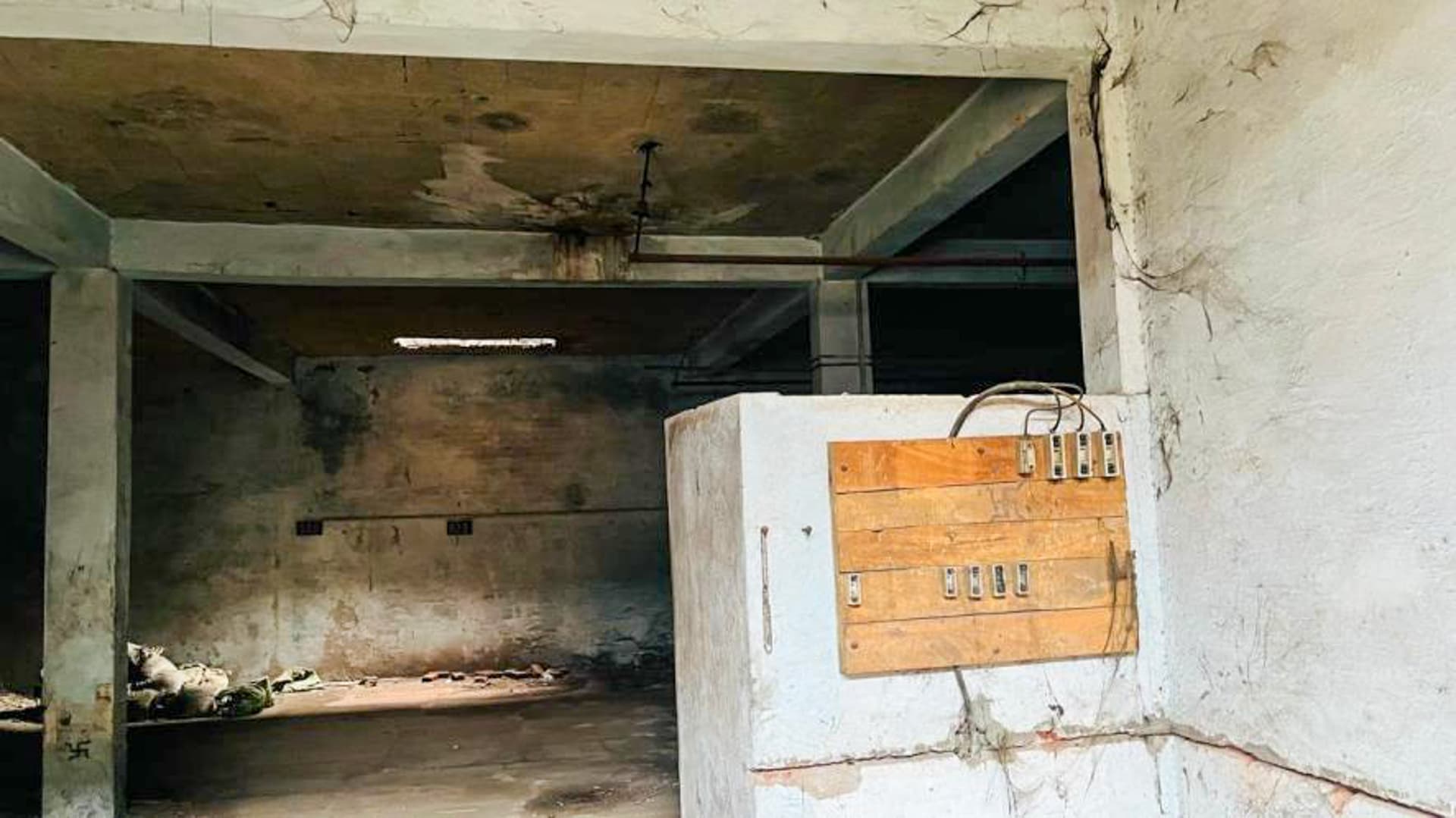 Property Photos 31