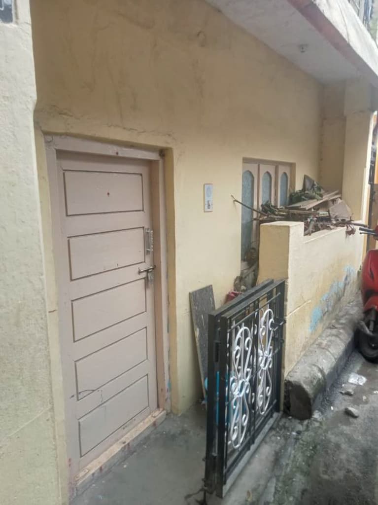 Property Photos 28