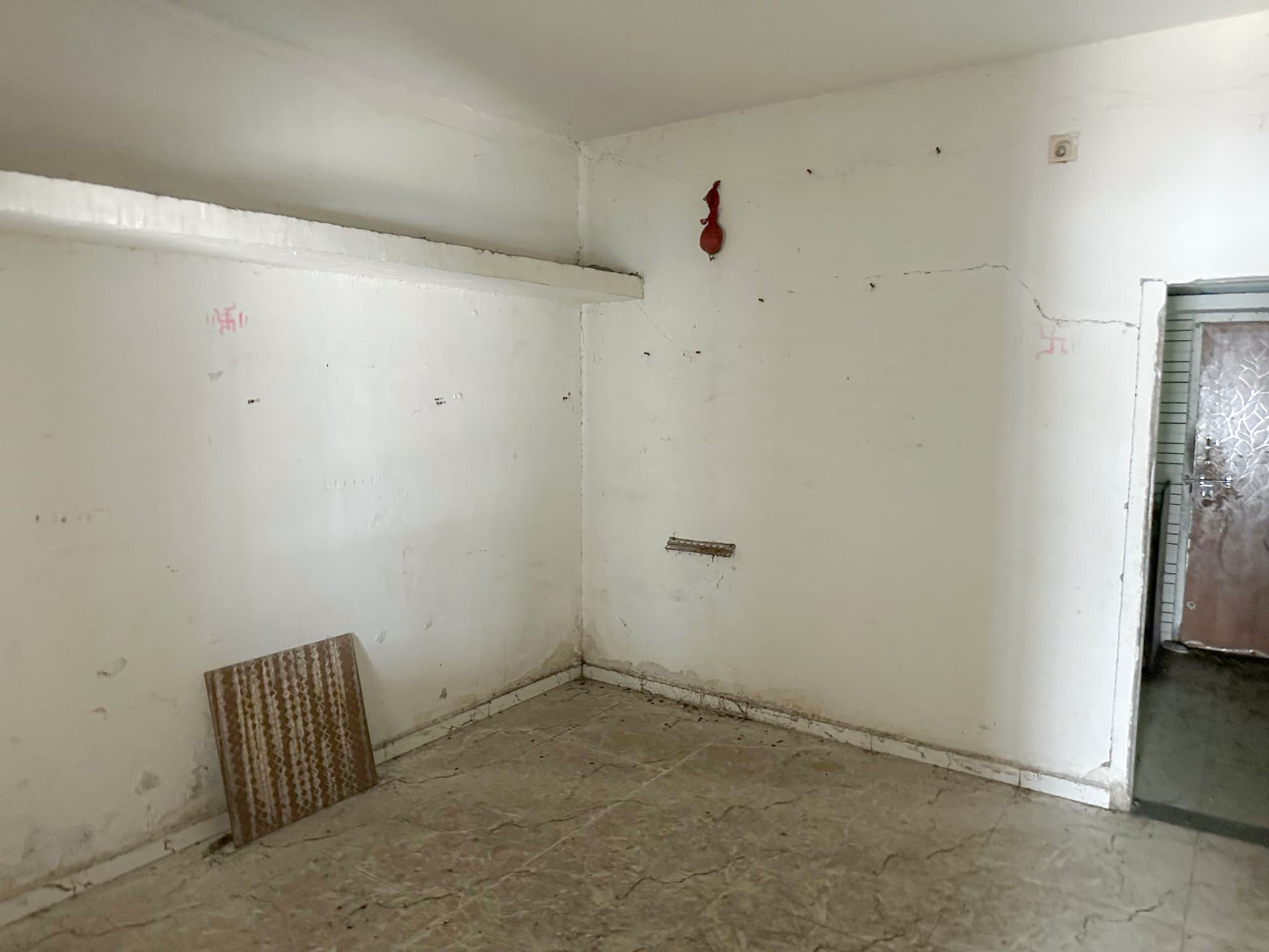 Property Photos 8