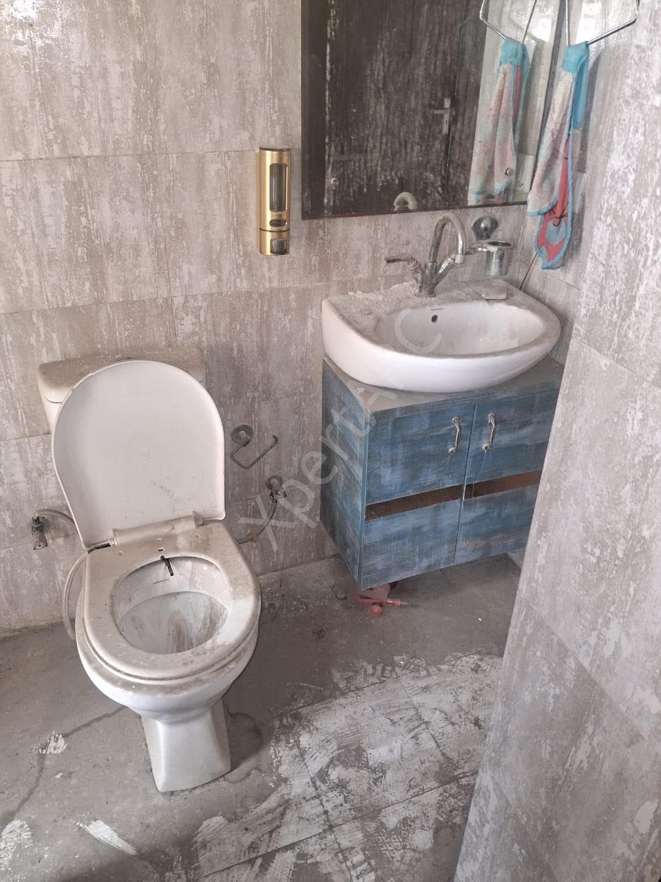 Property Photos 8