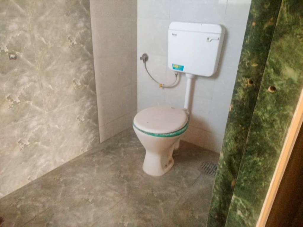 Property Photos 26