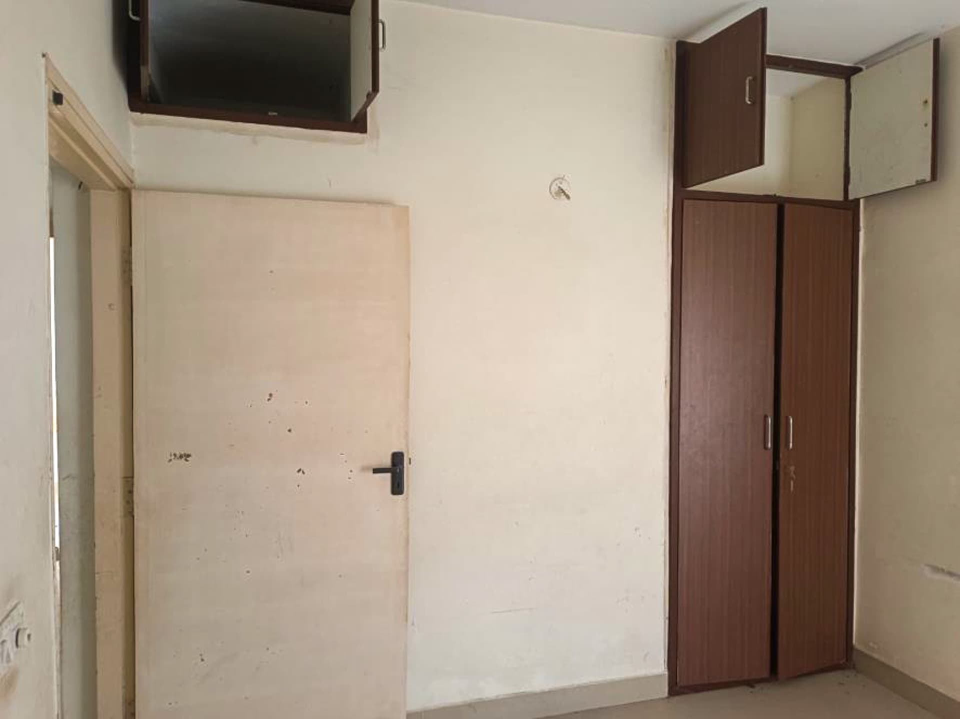 Property Photos 12