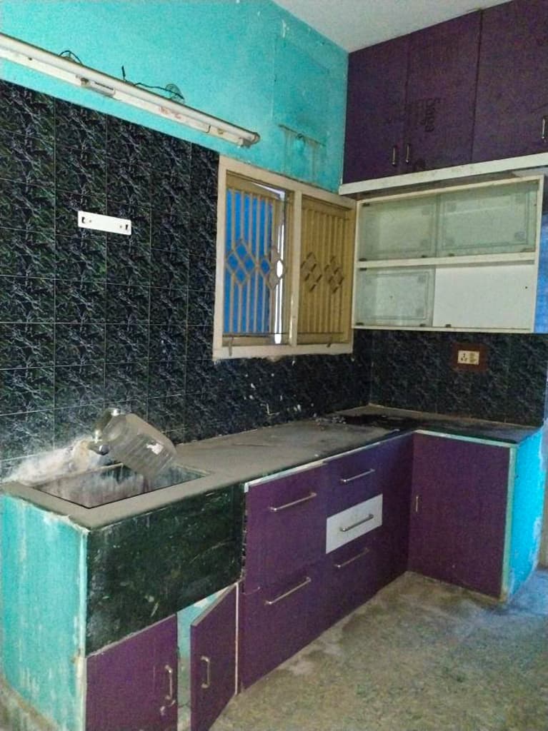 Property Photos 6