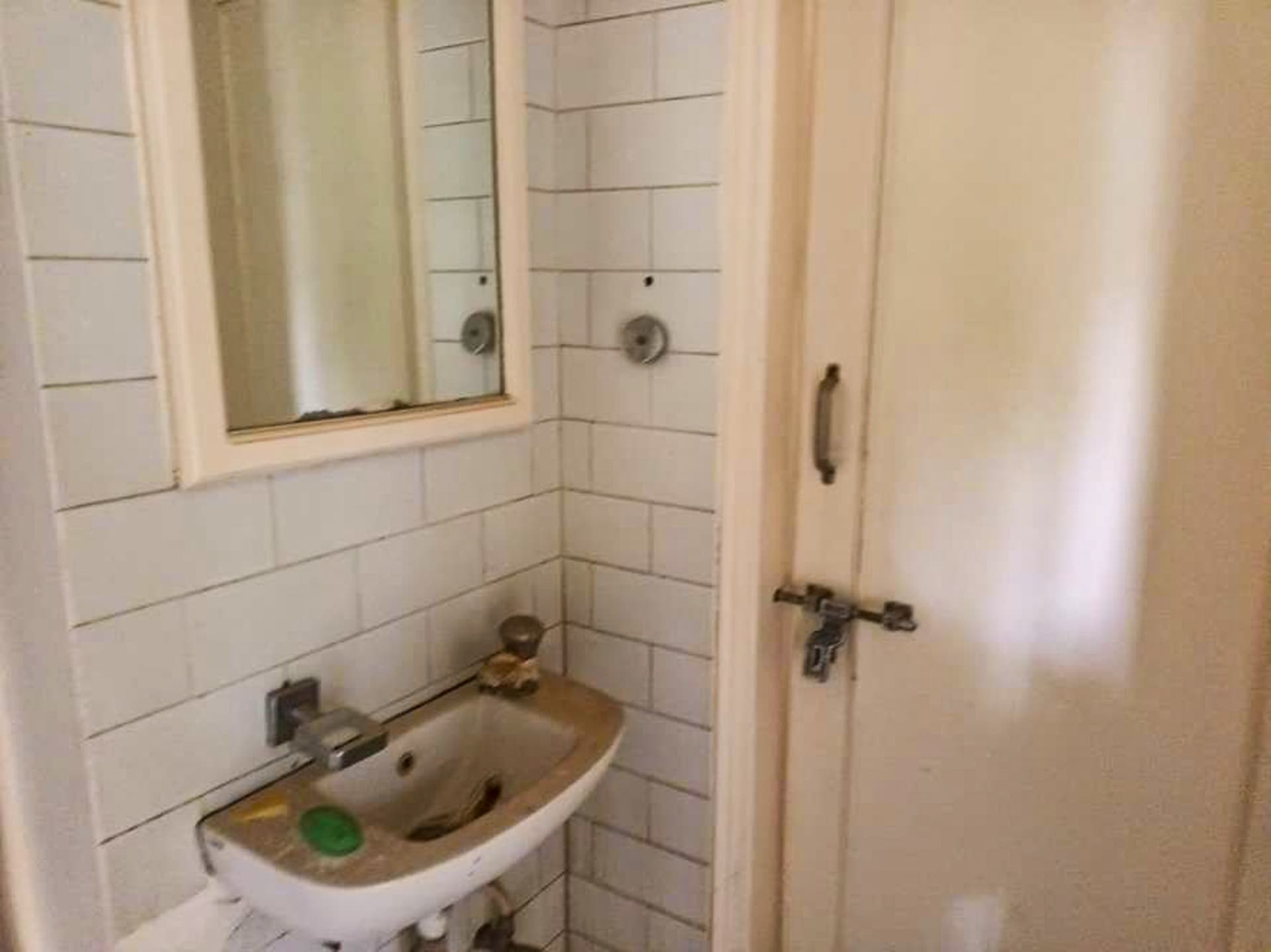 Property Photos 9