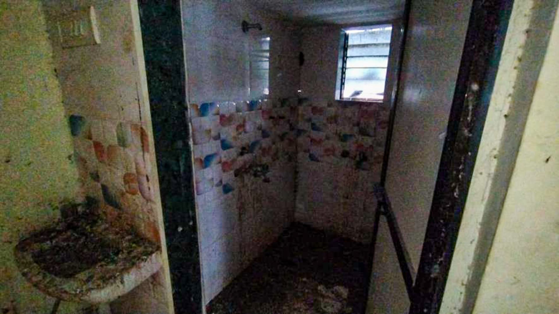Property Photos 6