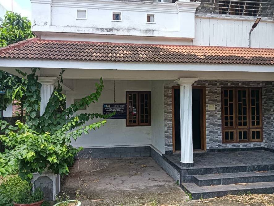 Property Photos 16