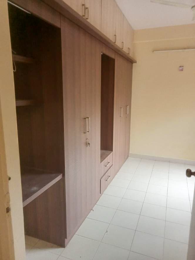 Property Photos 17