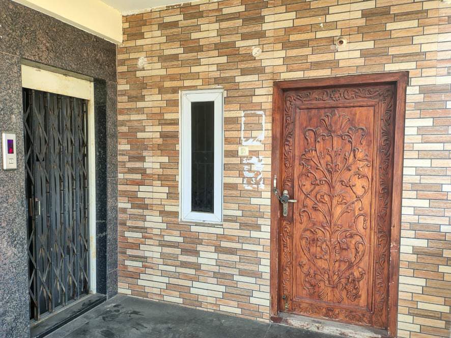 Property Photos 6