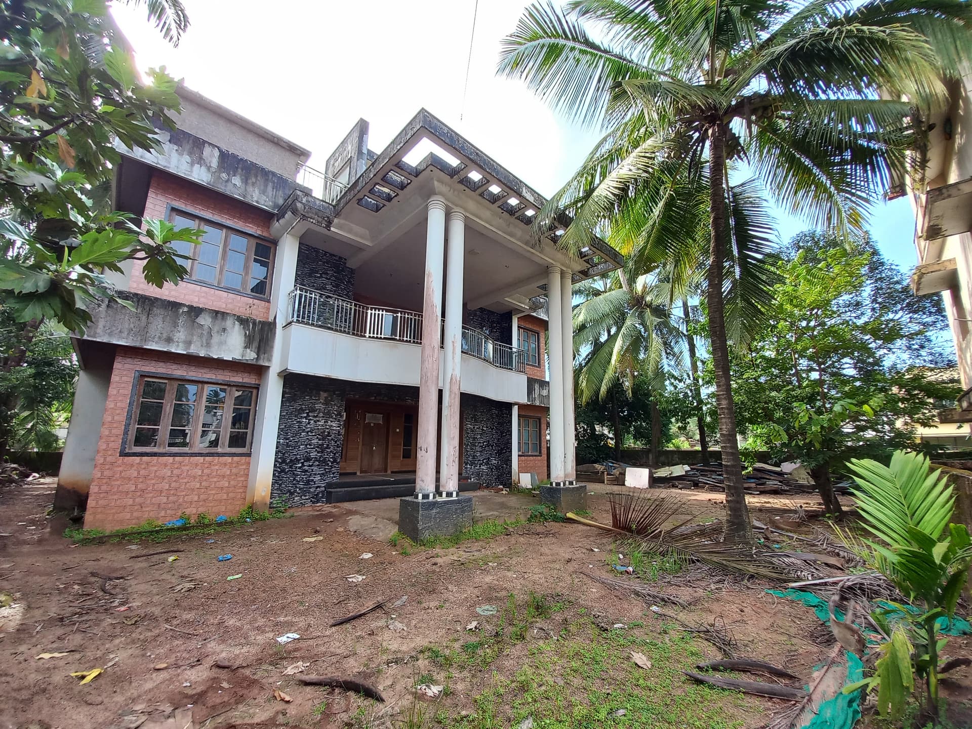 Property Photos 25