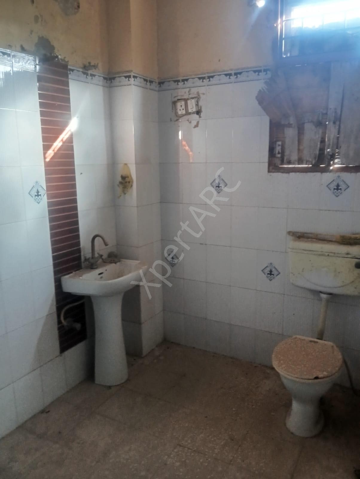 Property Photos 8
