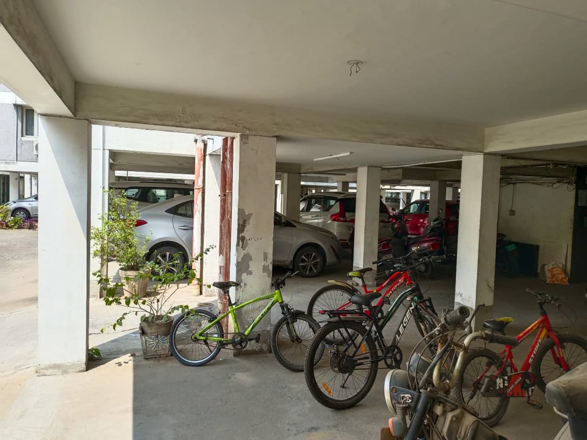 Property Photos 9