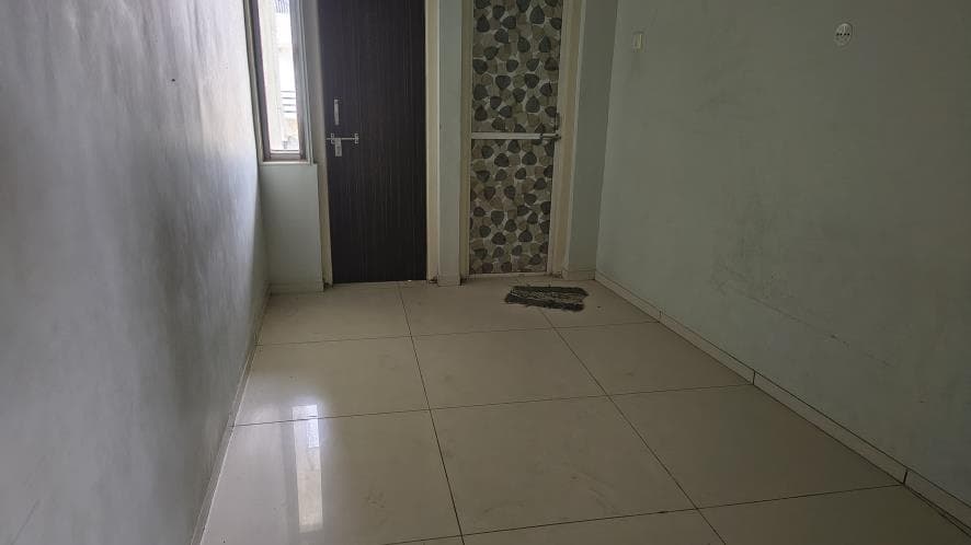 Property Photos 23