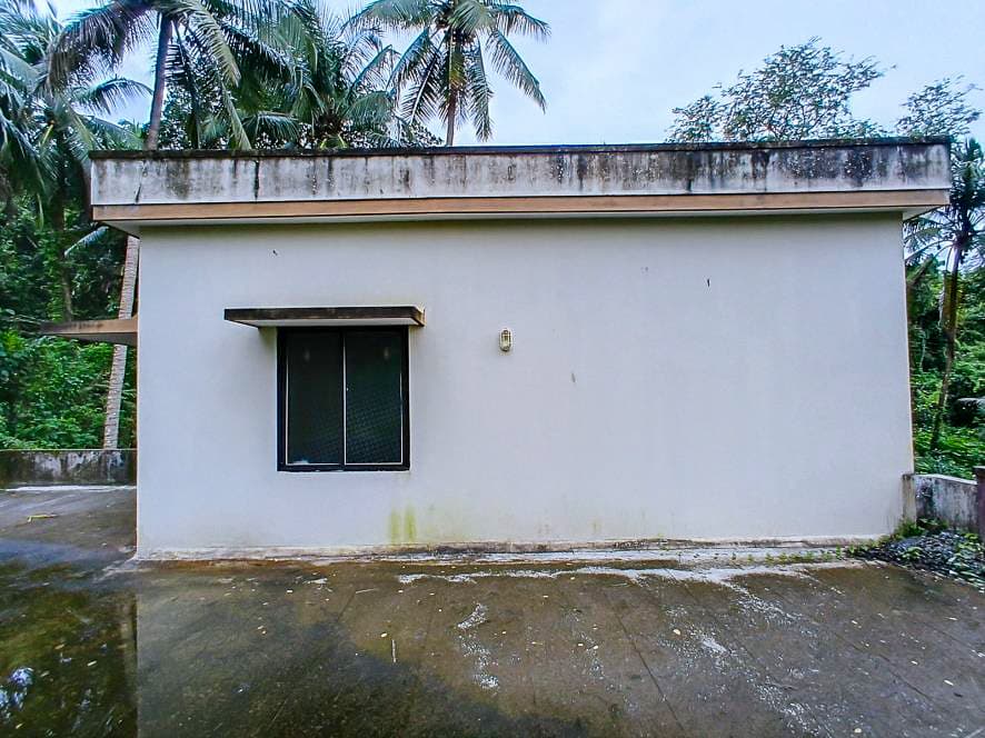 Property Photos 6