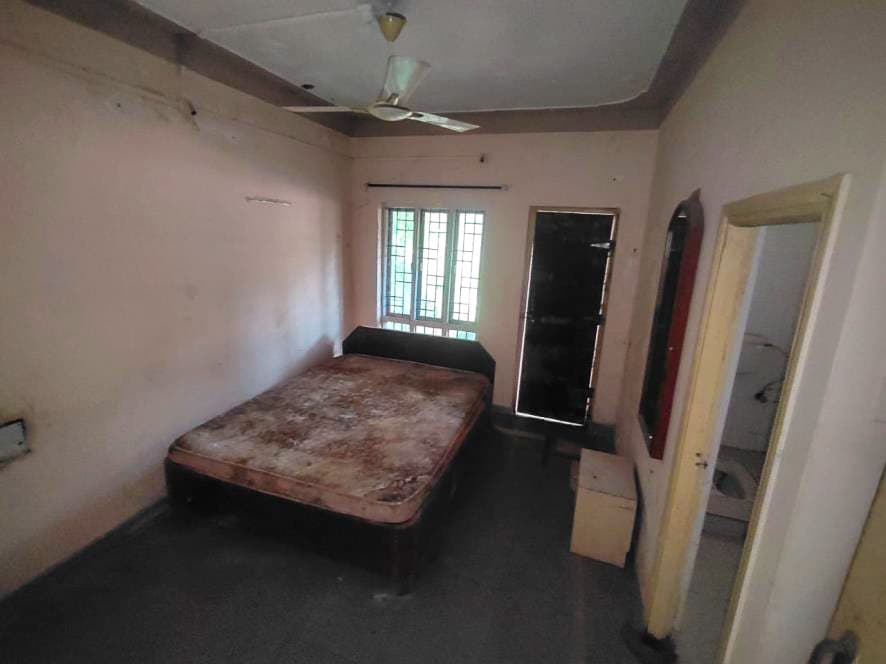 Property Photos 11
